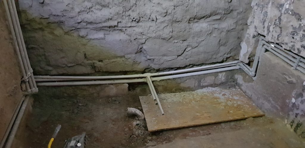 Jesenice, okr. Rakovník – Rekonstrukce ZTI a topení — fotografie 7